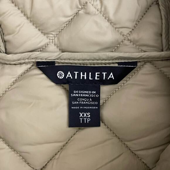 Athleta Rock Ridge Women's Jacket Quilted Hooded Puffer - Picture 8 of 10
